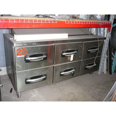 Table a pizza Master Bilt Mod:399718461 72 long