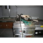 Friteuse de comptoir MKE Mod B10M 240 v
