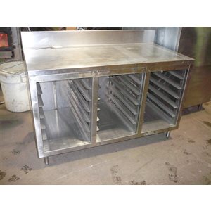 table caisson avec dado 6 pcs et echelle cabarets